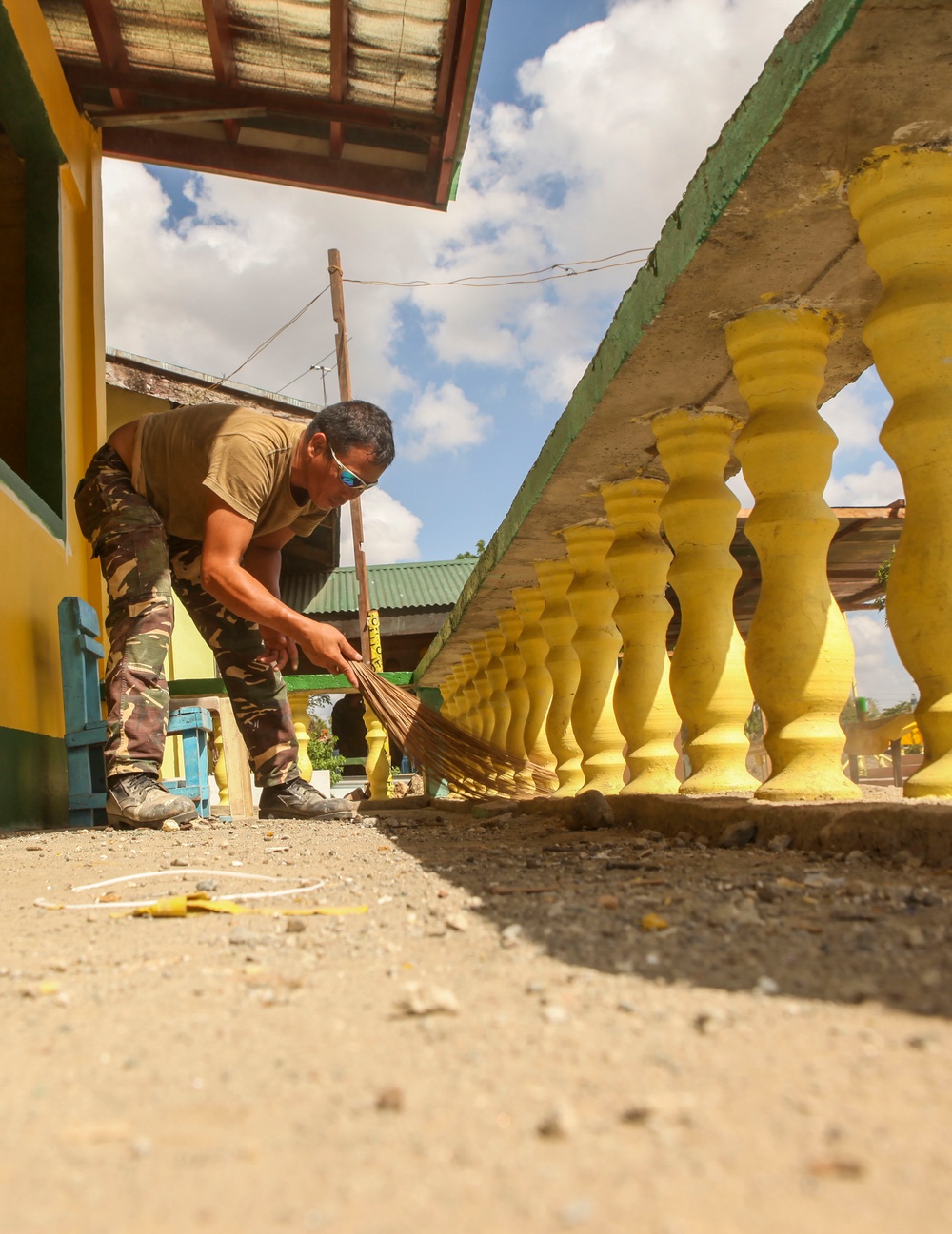 Construction continues at Matangharon Elementary School during Balikatan 2016