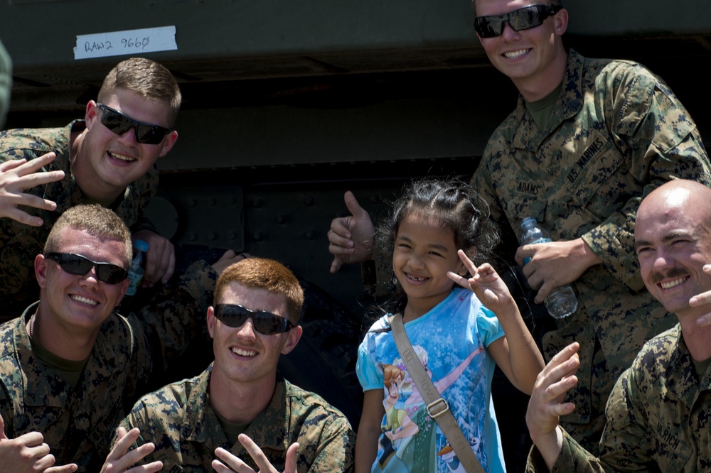 U.S. and Philippine military hold static display