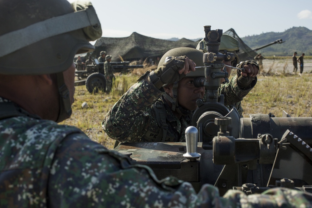 U.S. and Philippine Marines Perform Artillery Drills at Crow Valley