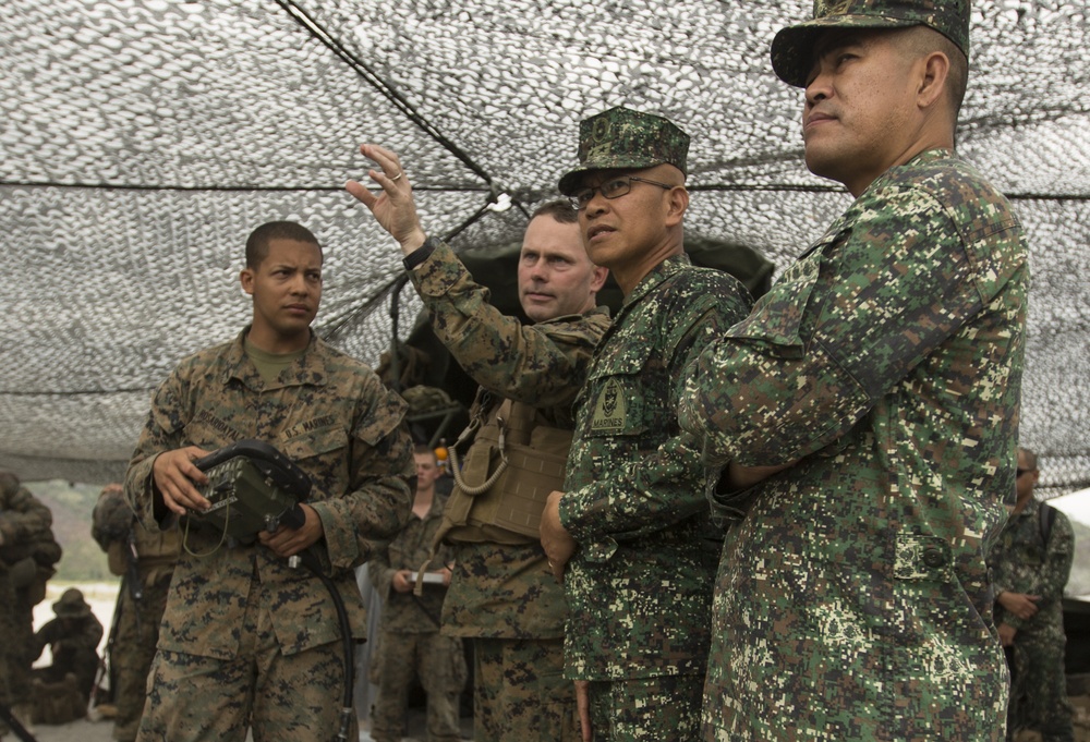 U.S. and Philippine Marines Perform Artillery Drills at Crow Valley