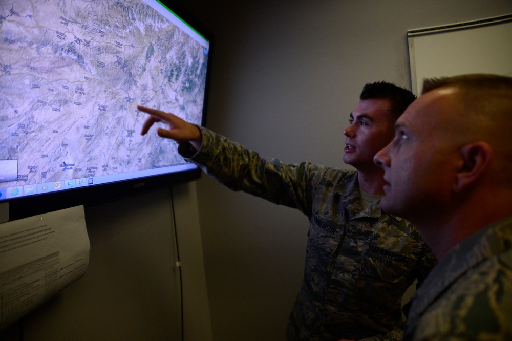 Command chief spends a day with 22nd RS Airmen