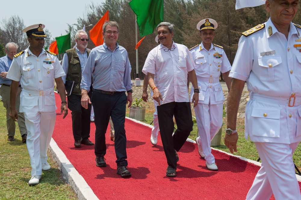 SD visits Karwar Naval Station