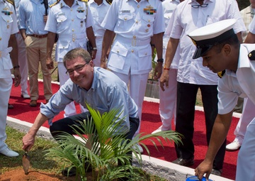 SD visits Karwar Naval Station