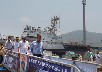 SD visits Karwar Naval Station