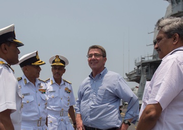 SD visits Karwar Naval Station