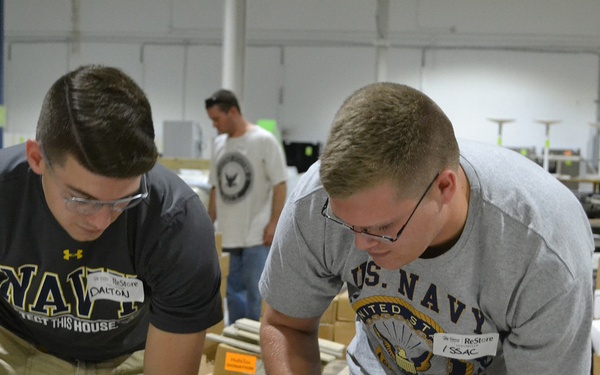 FRCSE Sailors give back to local community