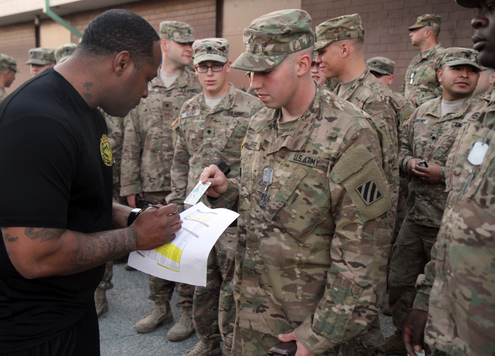 2-7IN Soldiers train for global response at JRTC