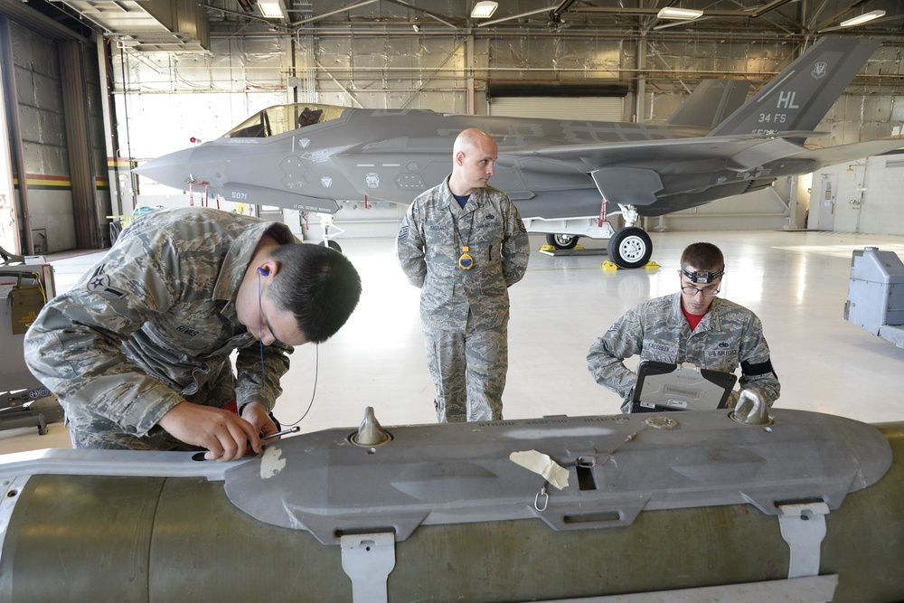 388th Fighter Wing’s quarterly Weapons Load Competition