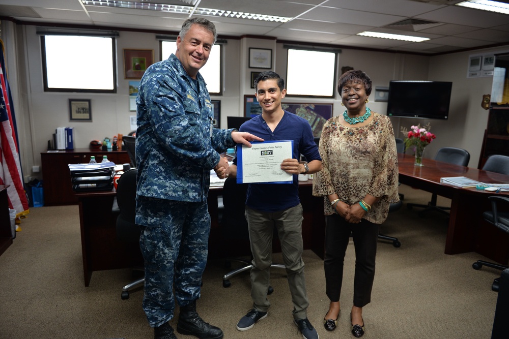 Navy Region Singapore trains new Victim Advocates