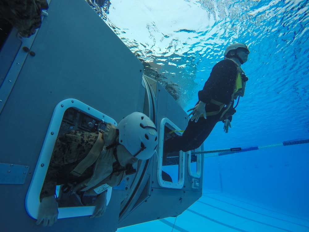 Ditching: 31st MEU Marines Participate in Underwater Egress Training