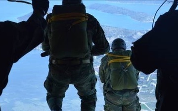 5th QM and Greek riggers train on Airdrop Ops in Exercise Spartan Hellenic