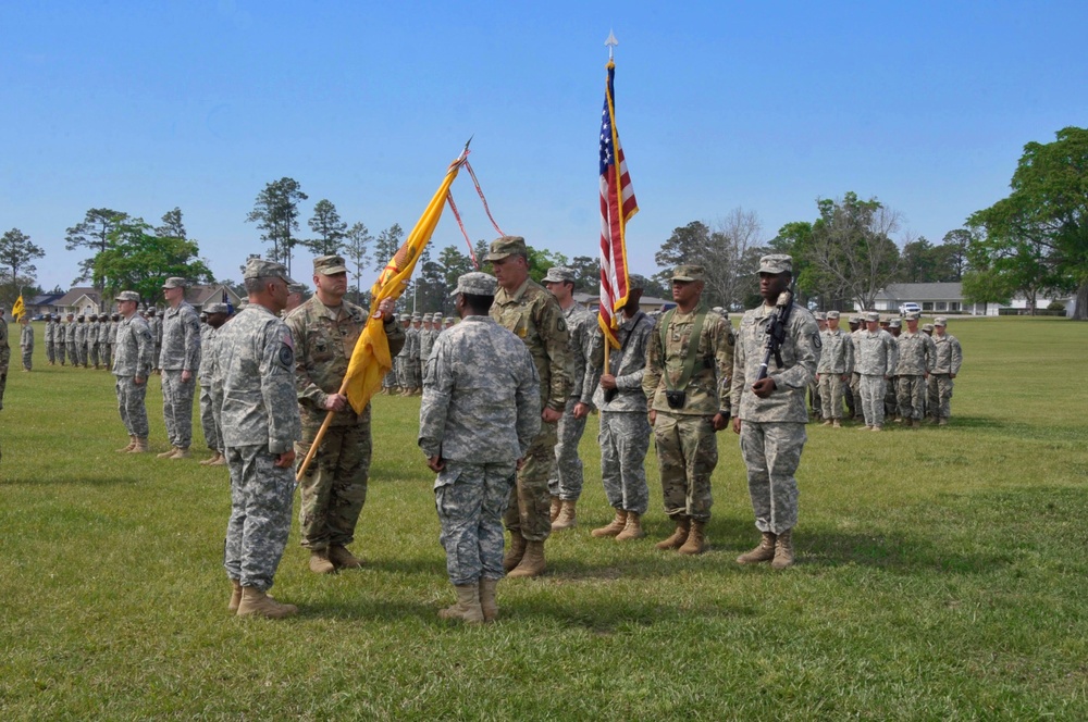 Lt. Col. Bryan Olier takes command of Armored Regiment