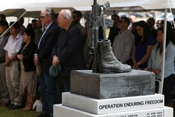 1/2 veterans gather to commemorate fallen comrades