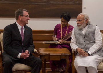 SD visits New Dehli, India