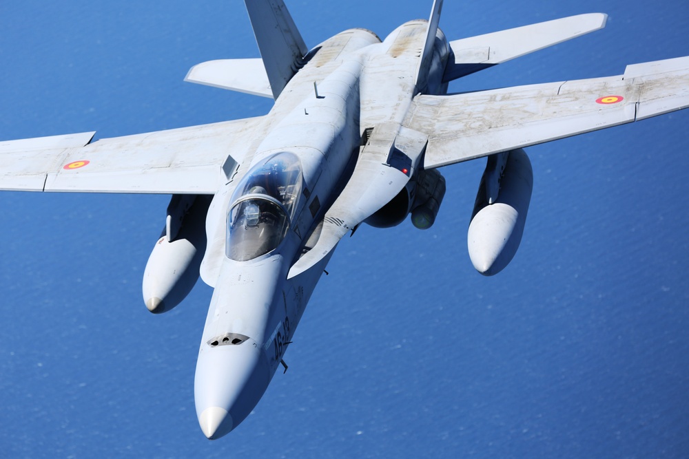 SPMAGTF-CR-AF KC-130J's and Spanish F/A-18's conduct an aerial refuel