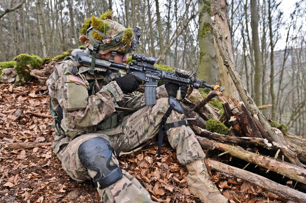 Defensive Maneuver Training at Saber Junction 16