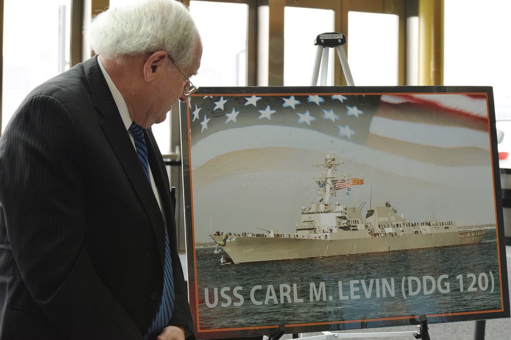 Sen. Carl M. Levin Honored by Navy