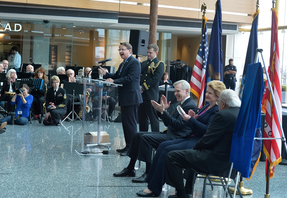 Sen. Gary Peters Honors Sen. Carl M. Levin during Navy Ceremony