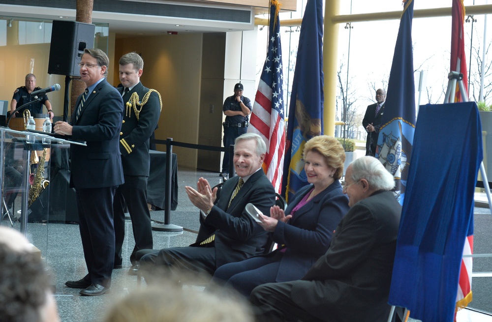Sen. Gary Peters Honors Sen. Carl M. Levin during Navy Ceremony
