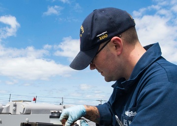 USS Stout (DDG 55) Preparing for Deployment