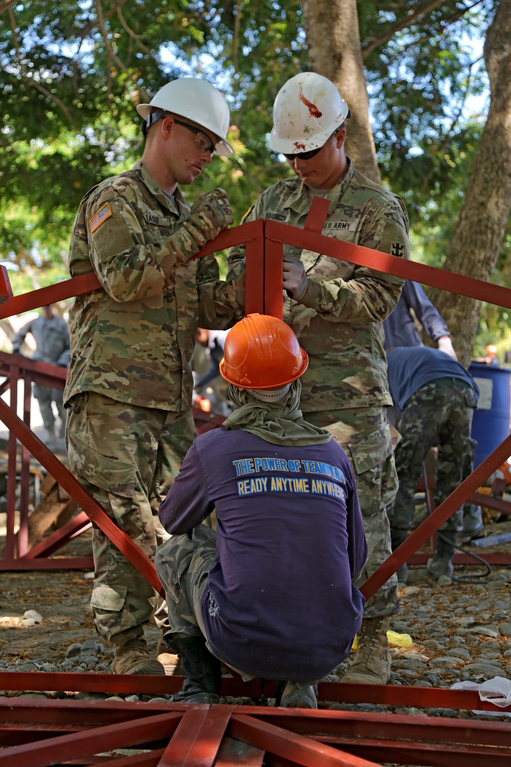 AFP and U.S. service members build a better community in the Philippines