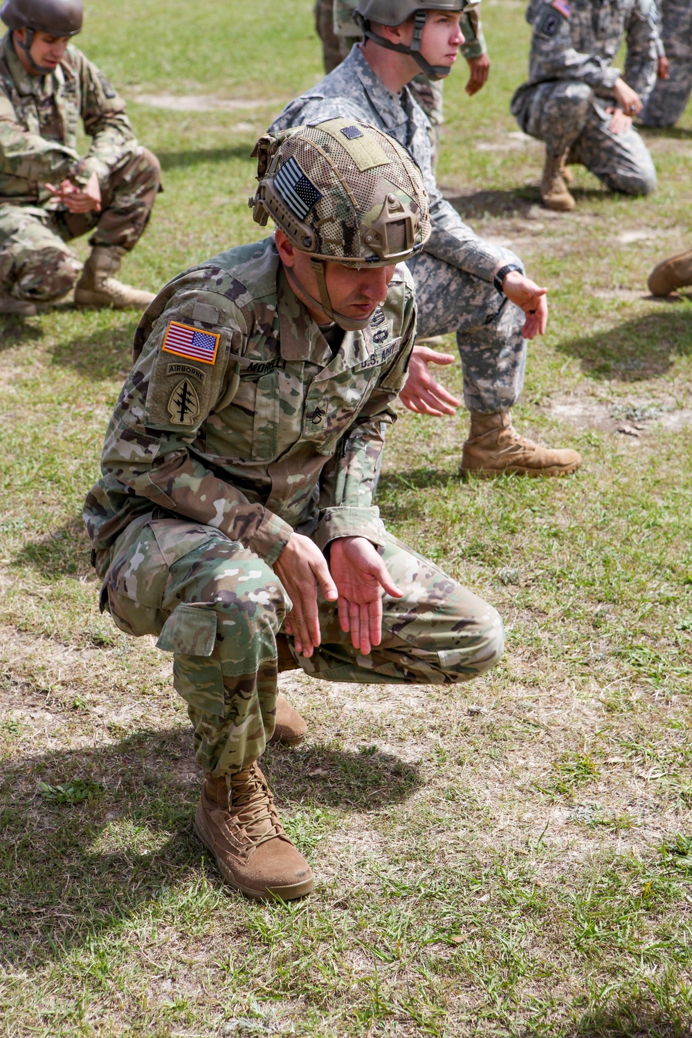 982nd Combat Camera Company (Airborne) participates in Sustained Airborne Training.