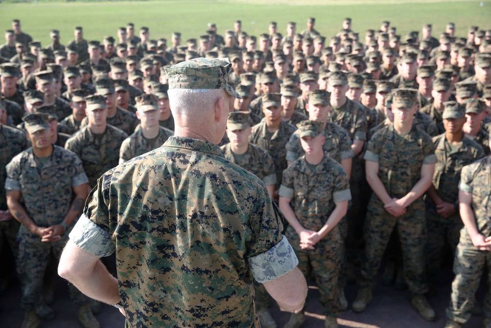 2nd Marine Division Commanding General visits BSRF Marines