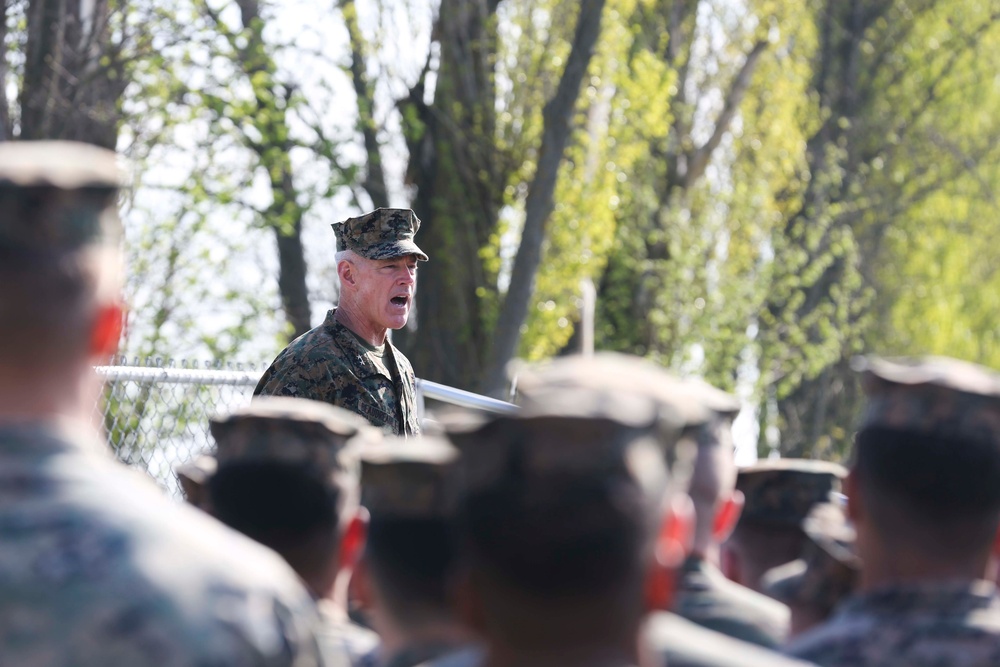 2nd Marine Division Commanding General visits BSRF Marines