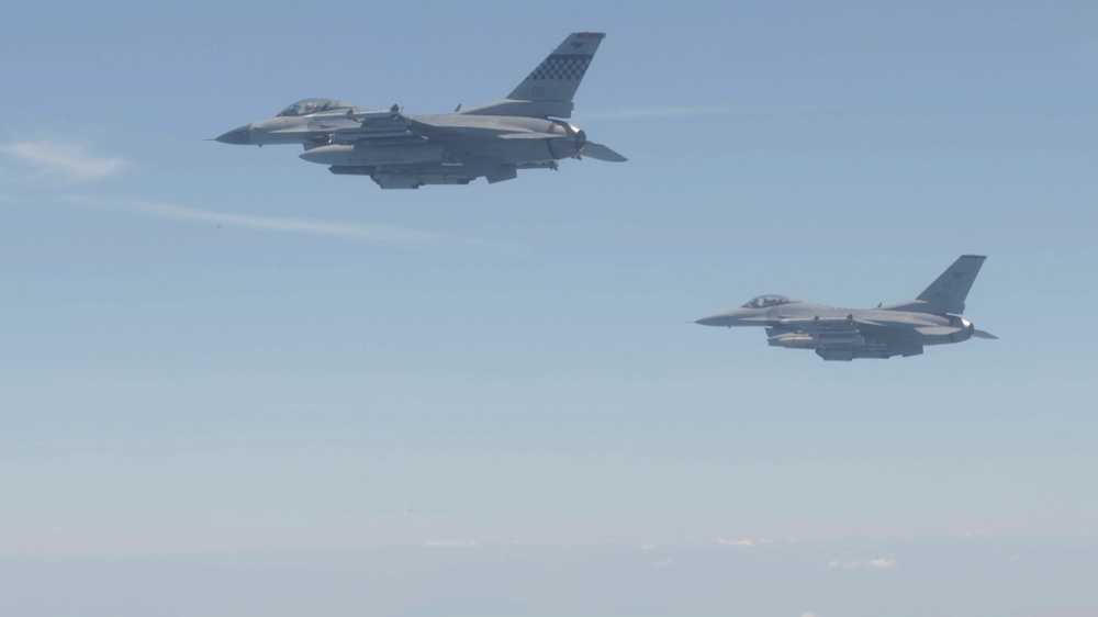 F-16 GBU39