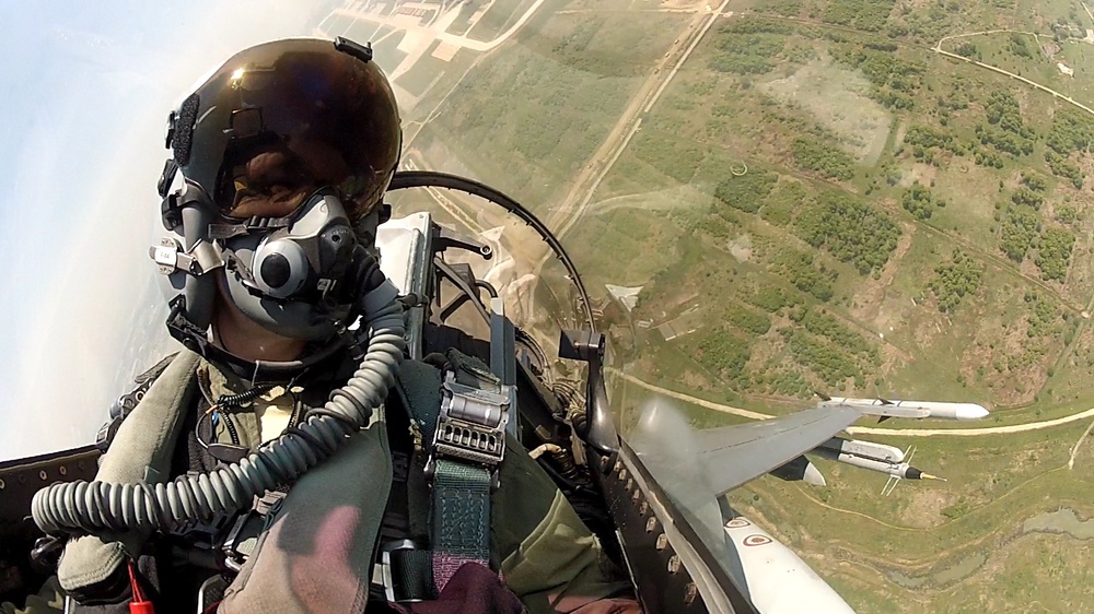 F-16 GBU39 Munitions Drop