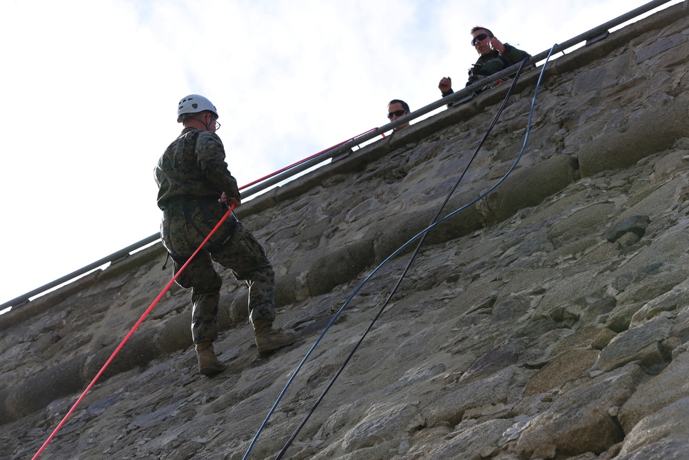 SPMAGTF-CR-AF Marines rappel during French Commando training