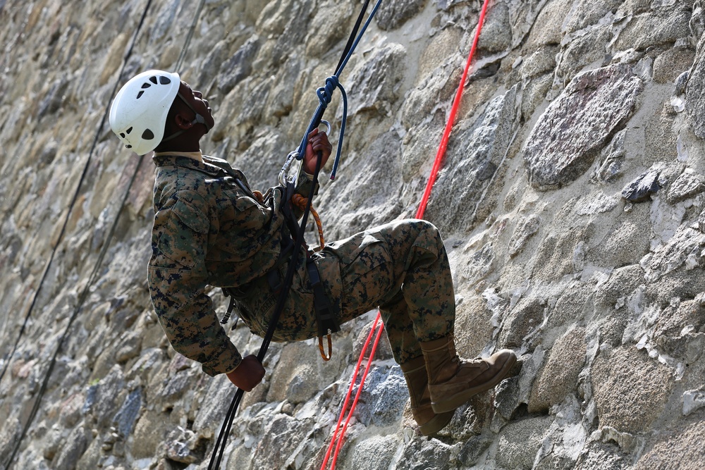 SPMAGTF-CR-AF Marines rappel during French Commando training