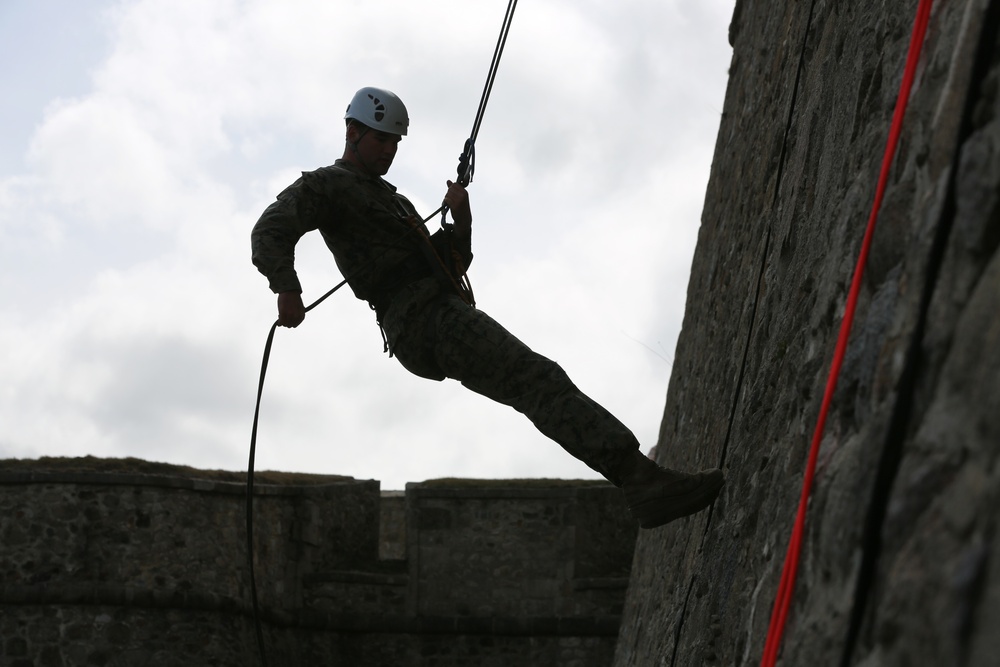 SPMAGTF-CR-AF Marines rappel during French Commando training