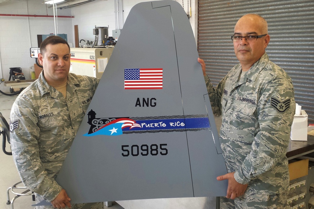 Tail Flash Unveiling Ceremony depicts unit pride of the Puerto Rico Air National Guard