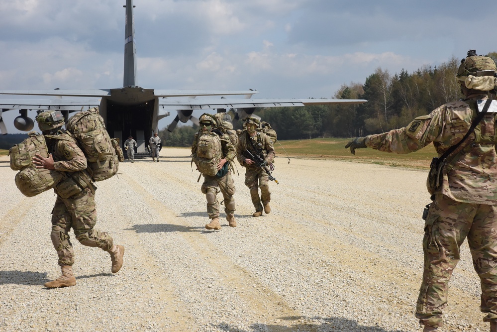 Sky Soldiers air land at the STOL strip during Saber Junction 16
