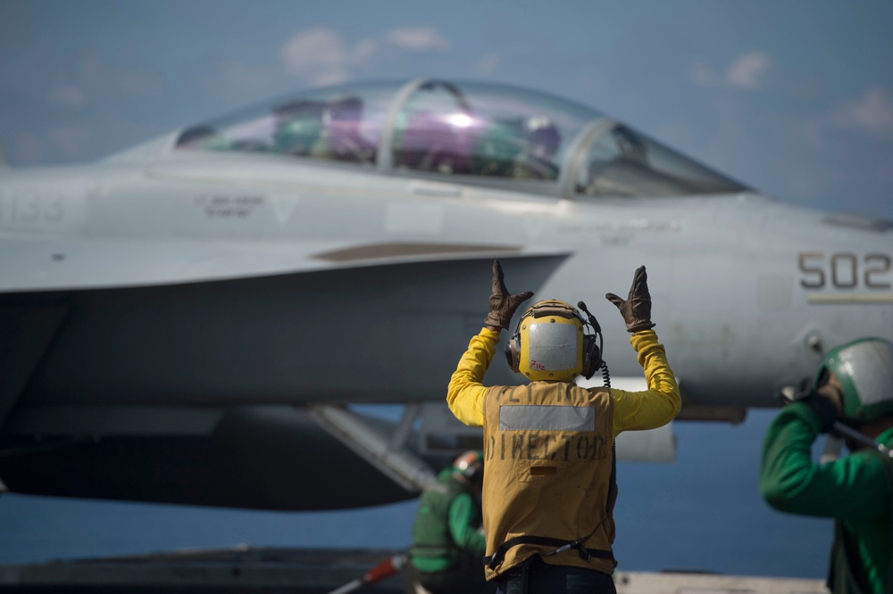 SD visits the Philippines