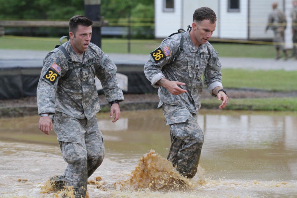 Best Ranger competitors run to next obstacle