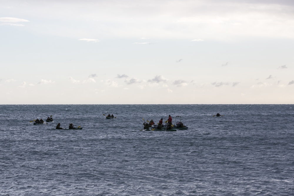 SPMAGTF Marines rehearse French Commando boat evacuation drills