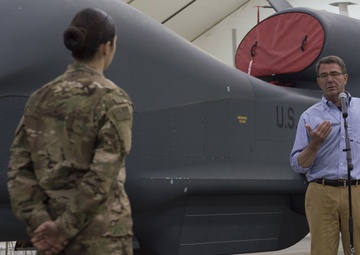 Defense Secretary Carter visits troops in SW Asia