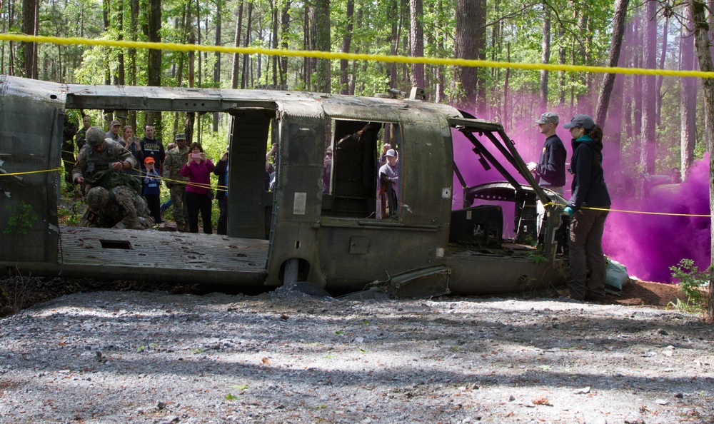 Army Rangers compete in medical lanes