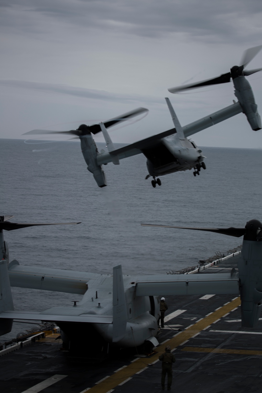 VMM-264 Conducts Flight Operations