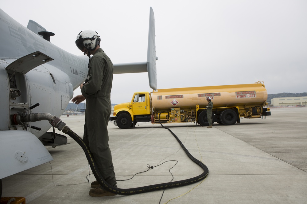 VMM-265 arrives at MCAS Iwakuni