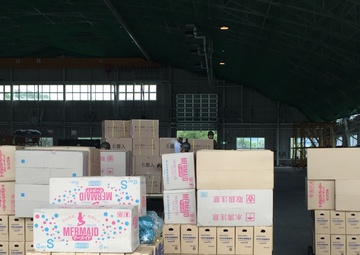 Marines deliver earthquake relief supplies to Kyushu