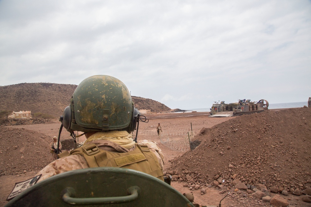 13th MEU conducts a range reconnaissance