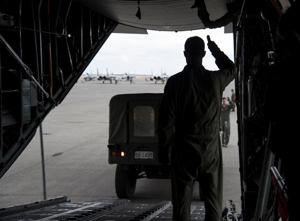 Yokota aids GoJ with earthquake relief