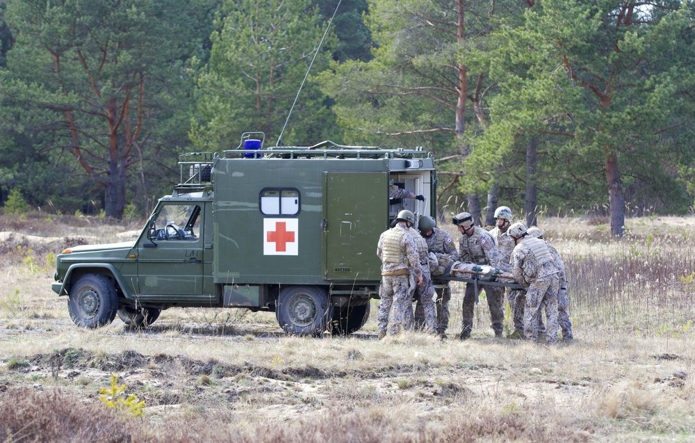 3-2 CAV and Latvians participate in Battalion Aid Station Operations