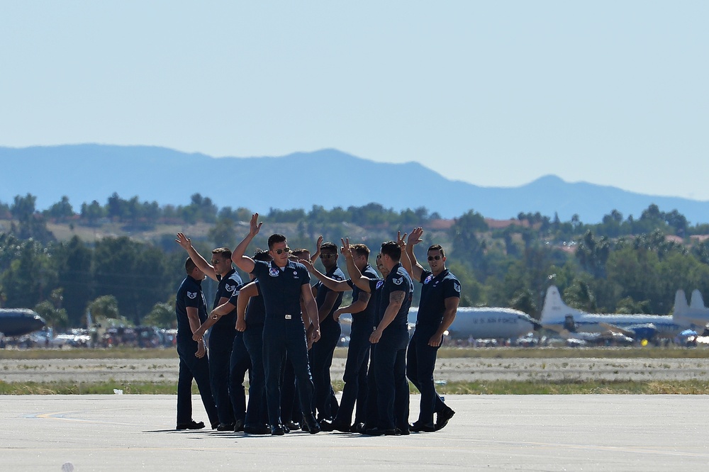 Thunderbirds perform at March Air Reserve Base