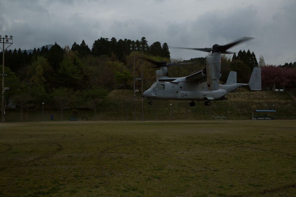 Marines assist Japan earthquake relief