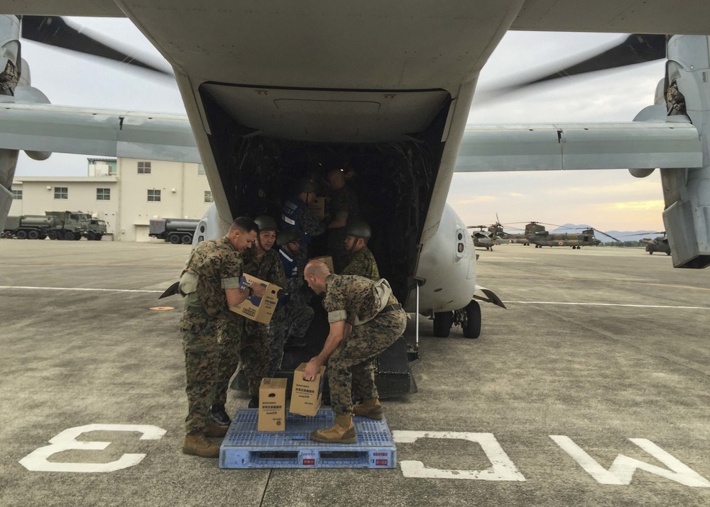 31st MEU Marines Support Government of Japan's Relief Efforts with MV-22B Osprey