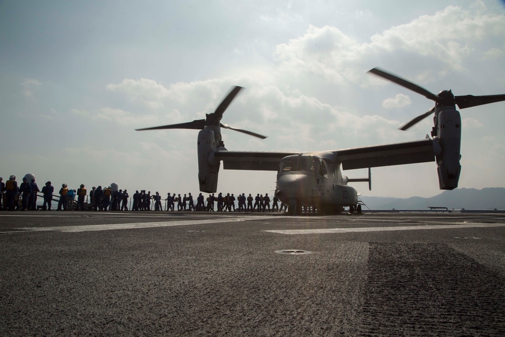 Marines launch from Japanese ships, help deliver supplies to residents of Kyushu island